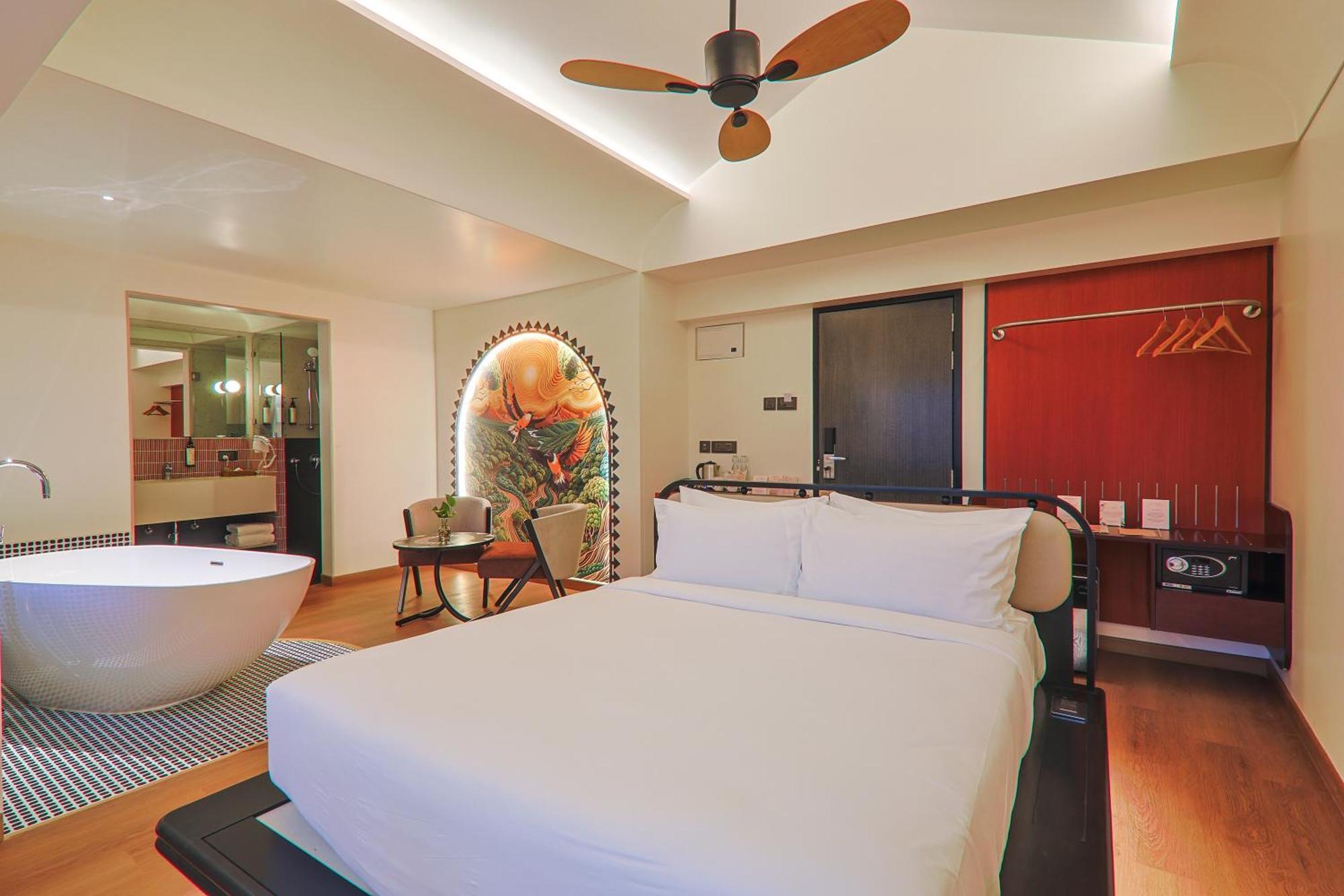 The Orchid Passaros Benaulim Goa Hotel Exterior foto